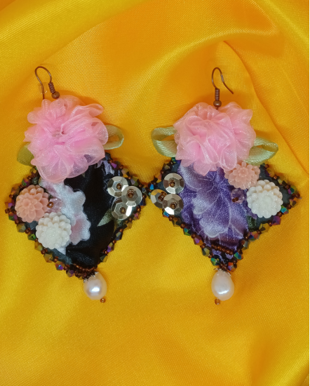 Šité dizajnové náušnice "Sen Egypta"